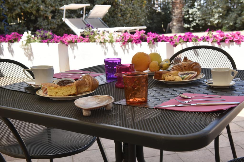 Hotel La Villa 코릴리아노칼라브로 외부 사진